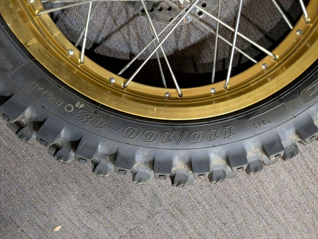 セロー250 　前後ホイール・タイヤセット