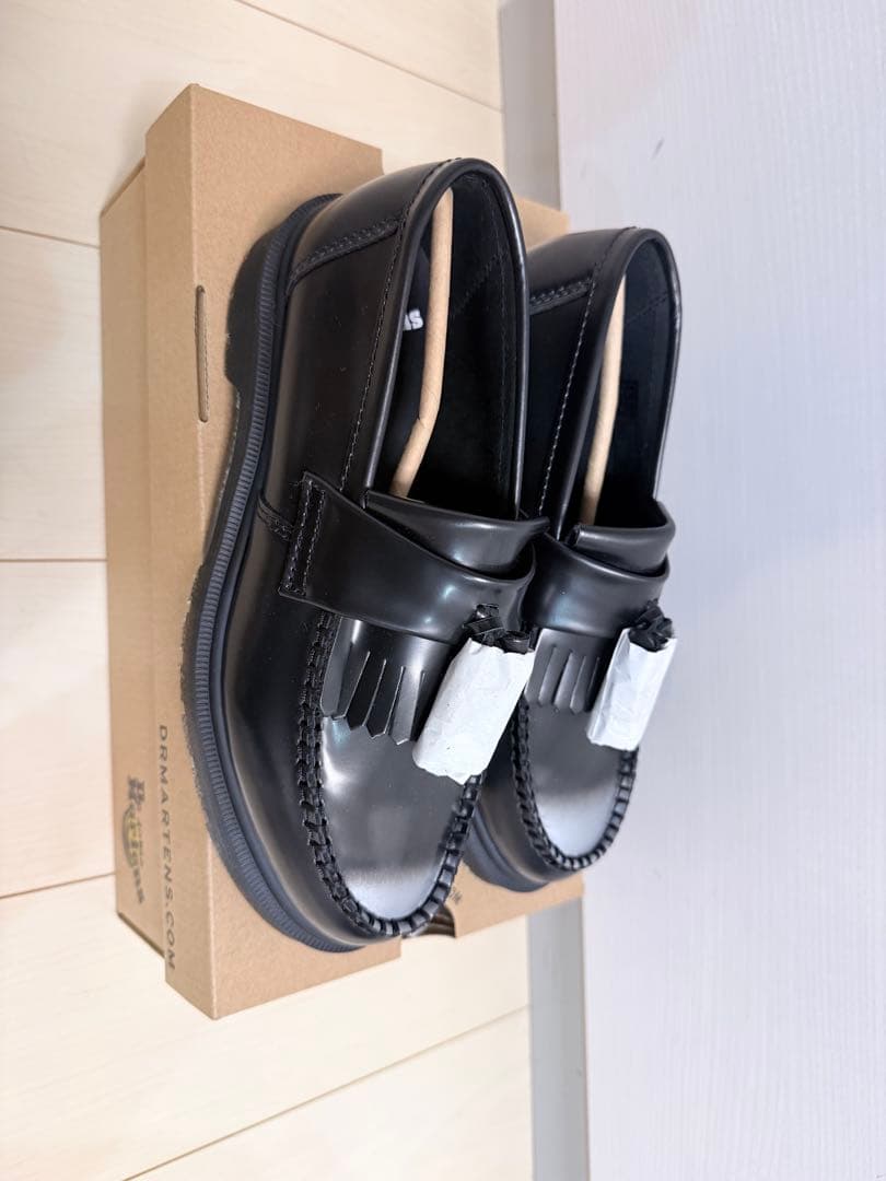 Dr. Martens ADRIAN タッセル ローファー