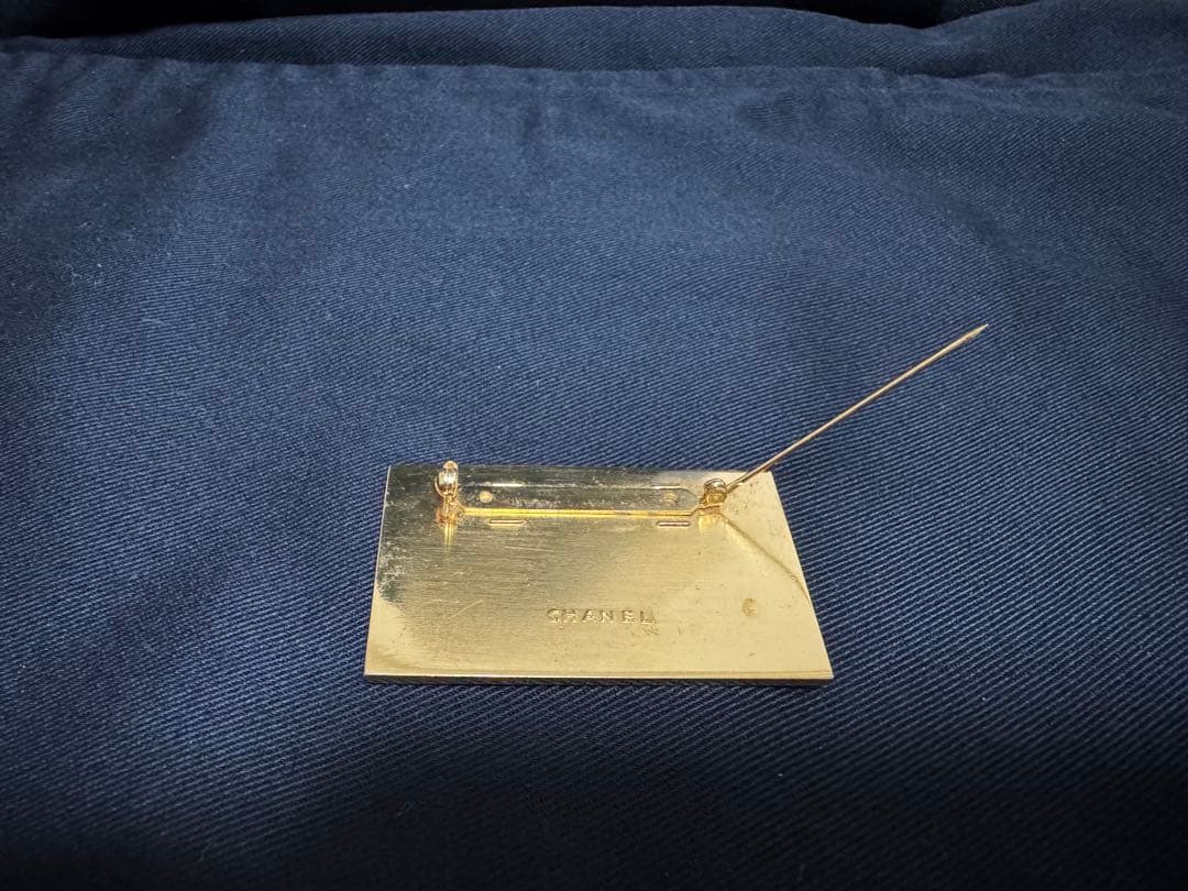 シャネル プレート ブローチ ココマーク ロゴ ゴールド GP