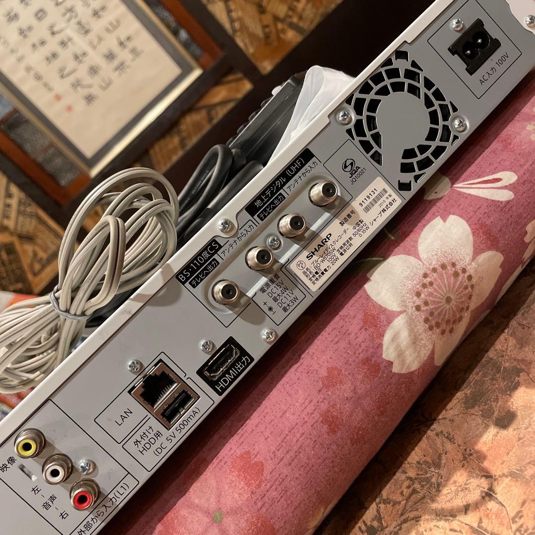 SHARP BD-W570SW 12倍録 500GB 純リモ等付フル装備 完動品