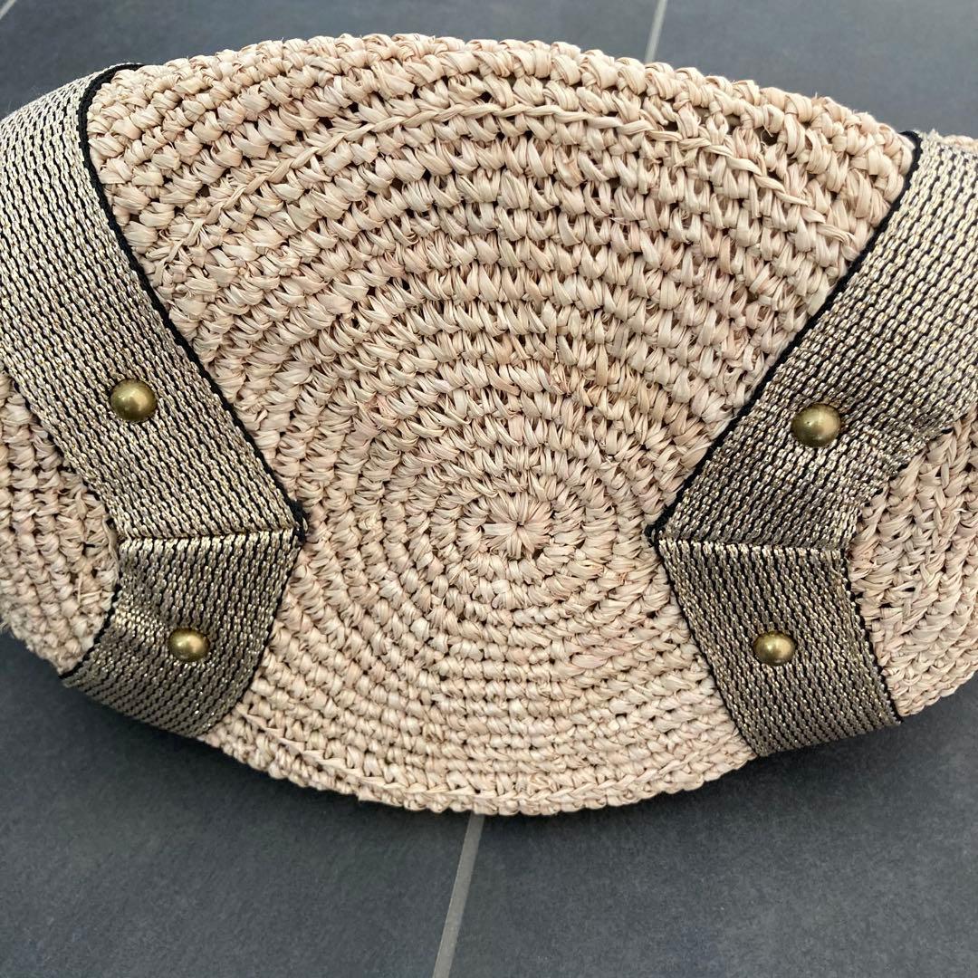 VIOLAd'ORO ヴィオラドーロ　タッセル付きカゴバッグ