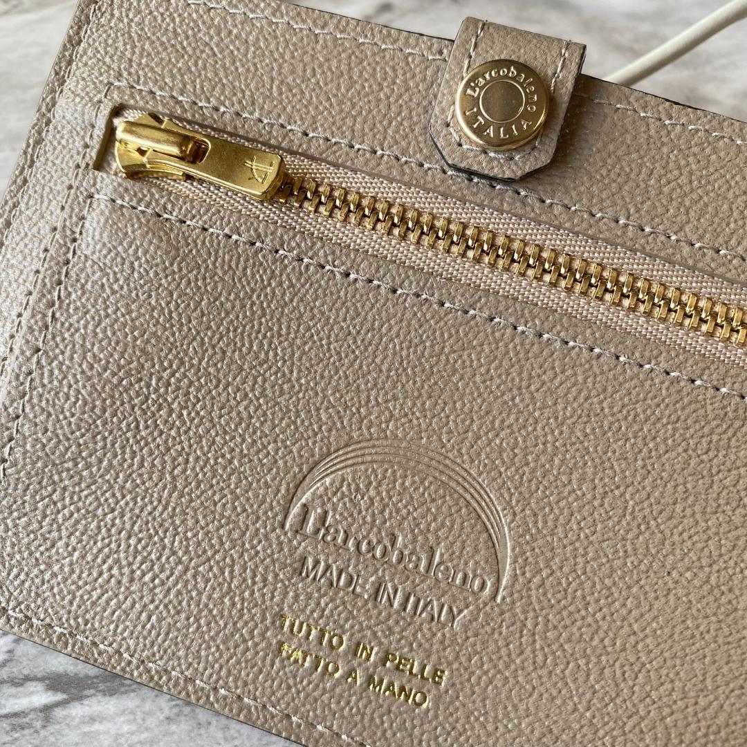 【新品 定価約３万】ラルコバレーノ スマートネックウォレット 財布 革 2432