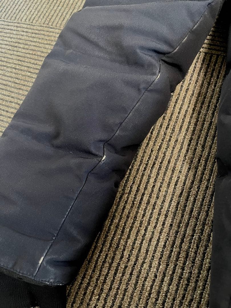 カナダグース　ダウンジャケット　Lサイズ