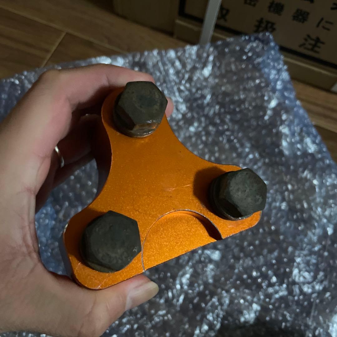 プリウスα ロールセンターアダプター