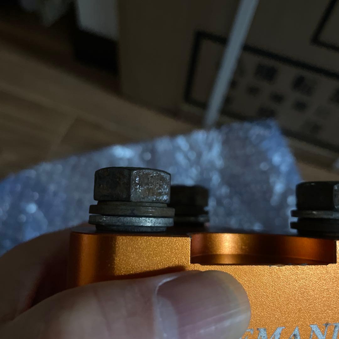 プリウスα ロールセンターアダプター