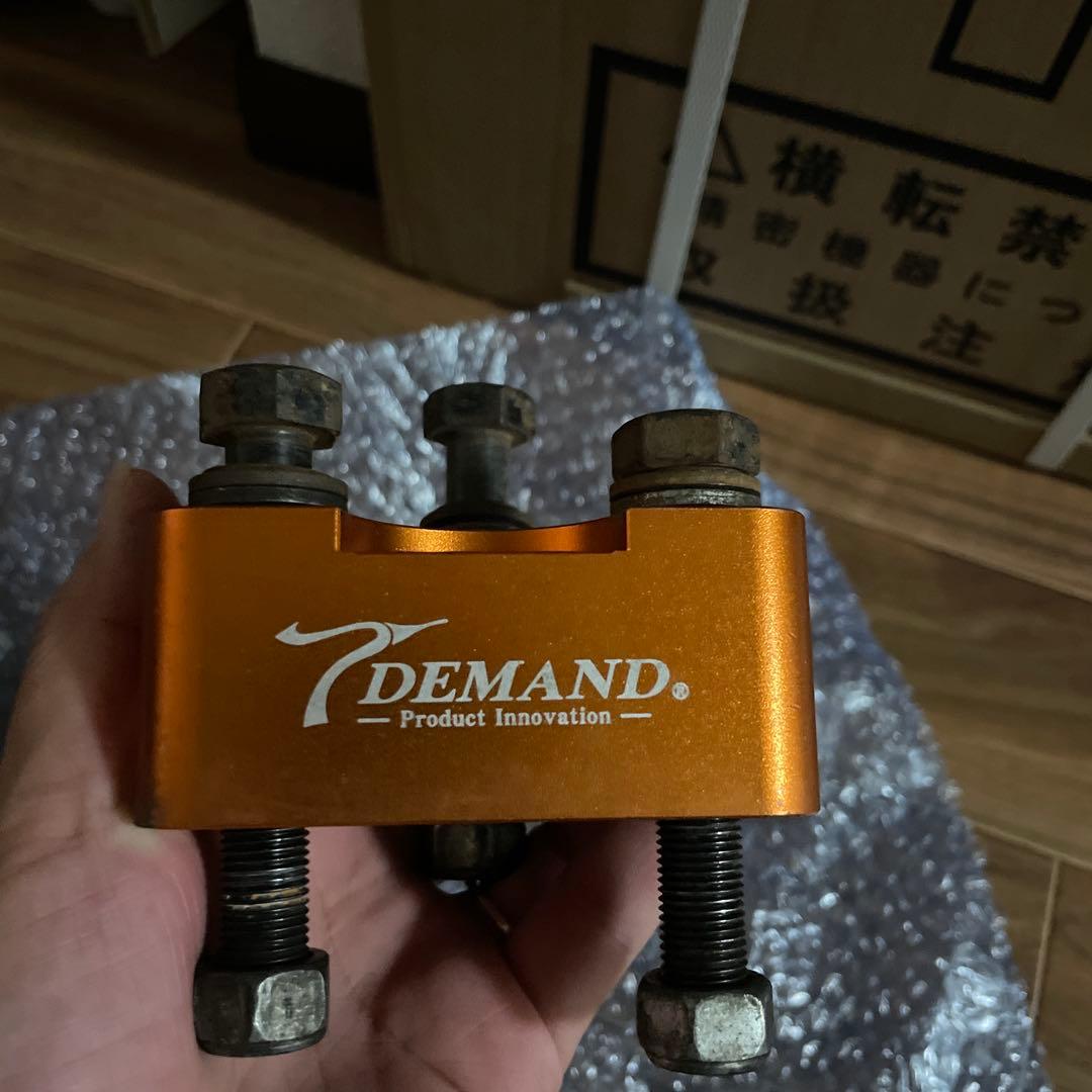 プリウスα ロールセンターアダプター