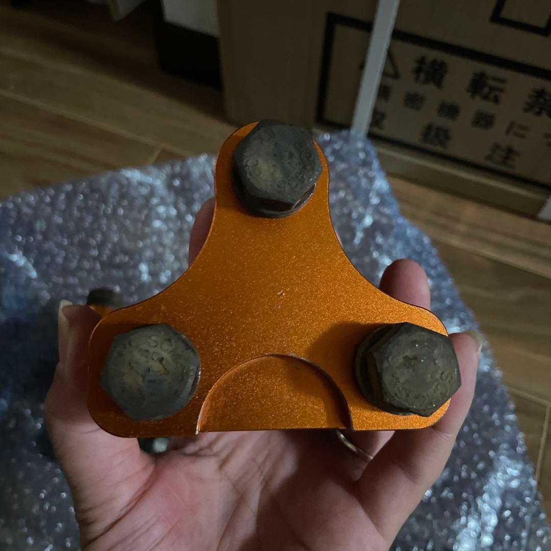 プリウスα ロールセンターアダプター