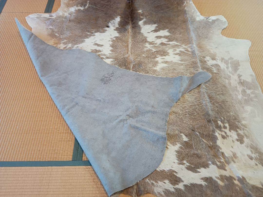 天然牛革ラグ 特大 カウラグ