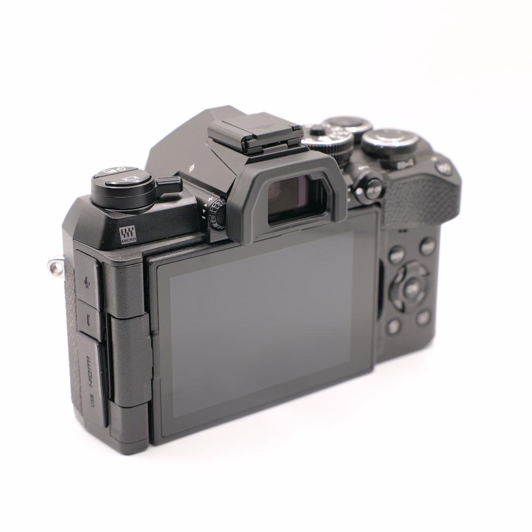 OM SYSTEM OM-5 Mark II ボディ ブラック