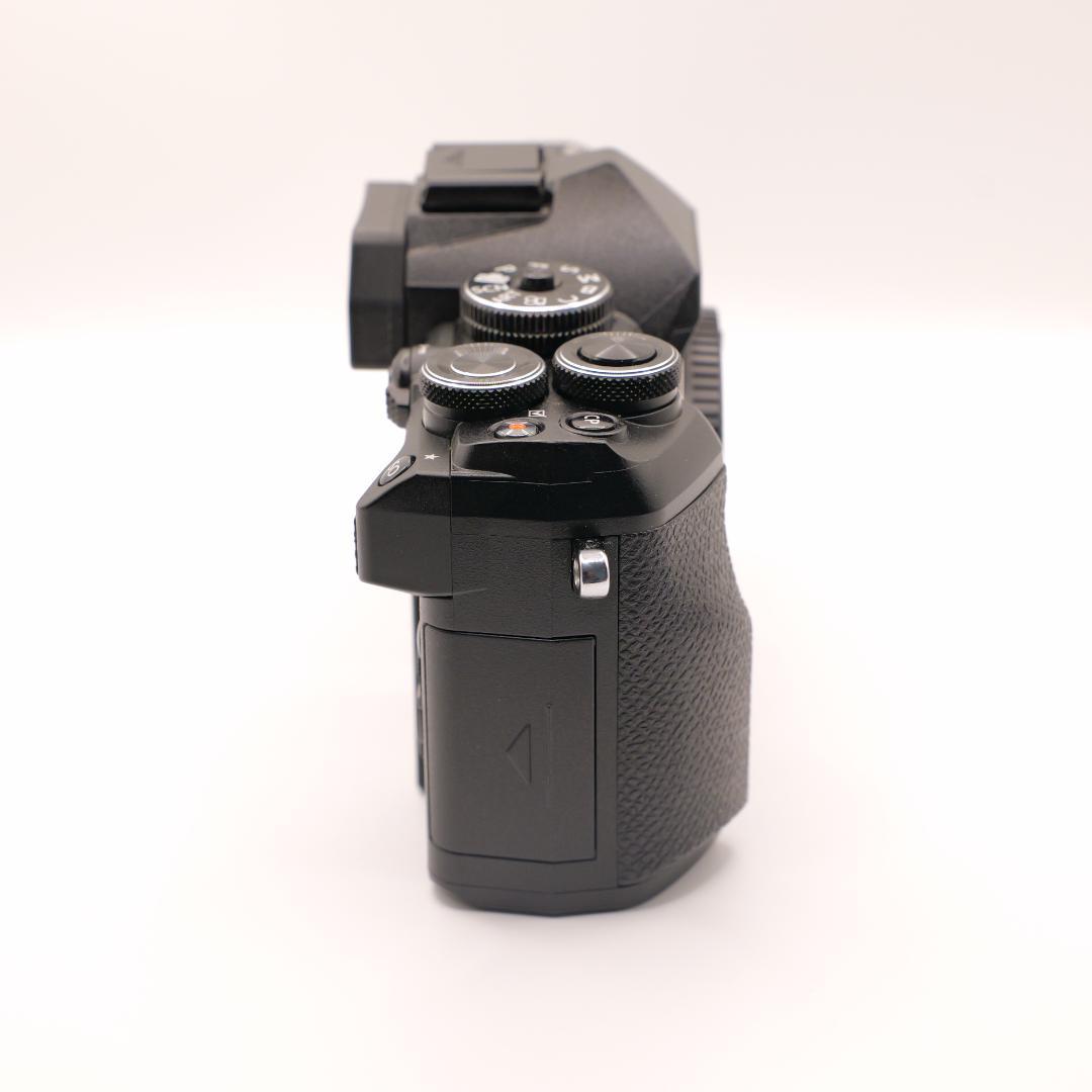OM SYSTEM OM-5 Mark II ボディ ブラック