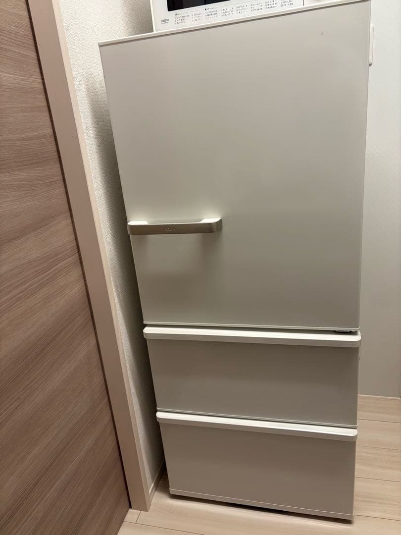 冷蔵庫　AQR-SV27H（W）　　※一部編集しました