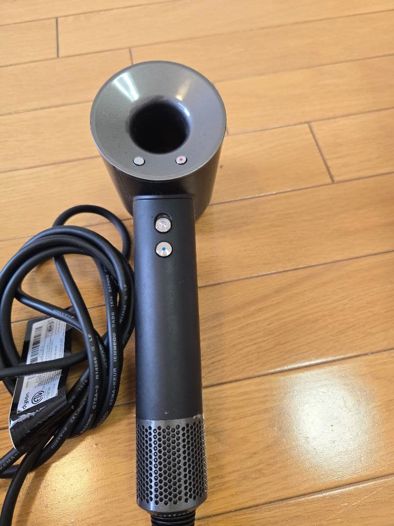 【正常動作品】ダイソンsupersonicヘアドライヤー