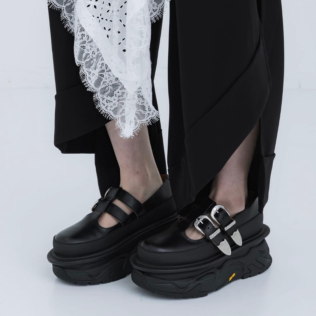 【TOGA PULLA/トーガプルラ】 AJ1316/メリージェー ン