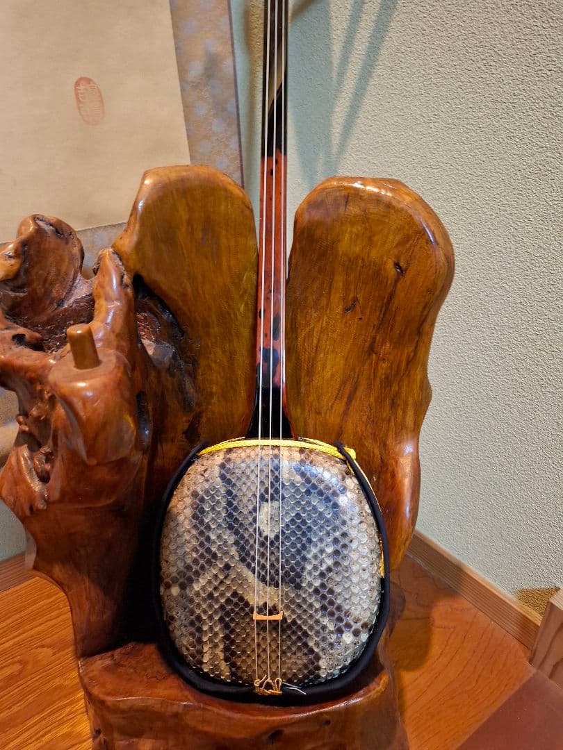 与那城三線　八重山黒木　銘苅春政作