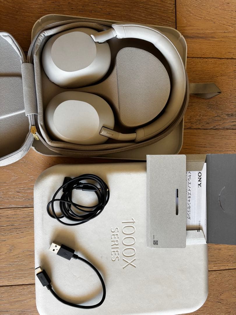 SONY ソニー WH-1000XM5S プラチナシルバー ワイヤレスヘッドホン