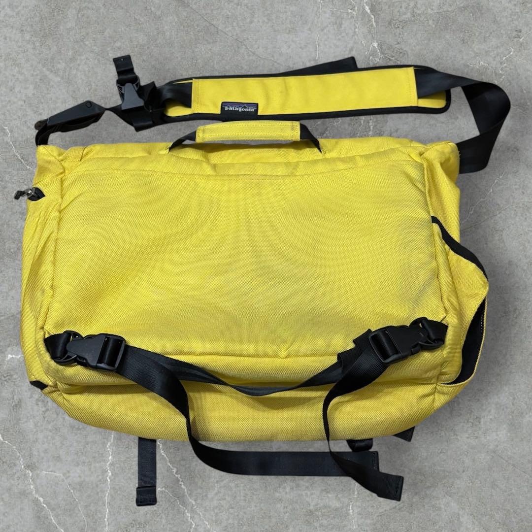 パタゴニア　メッセンジャーバック　ハーフマス　　y2k archive 黄色