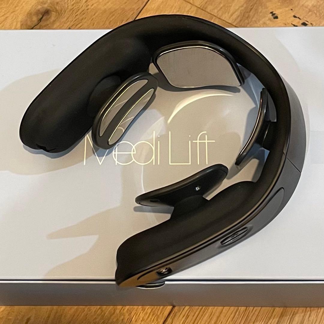 ヤーマン YA-MAN MediLift EPN-10B 美顔器