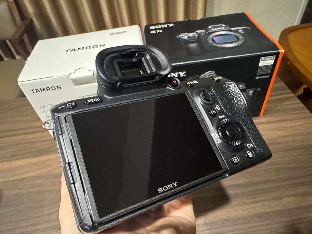 SONY α7III と TAMRON 28-75 F2.8のセット