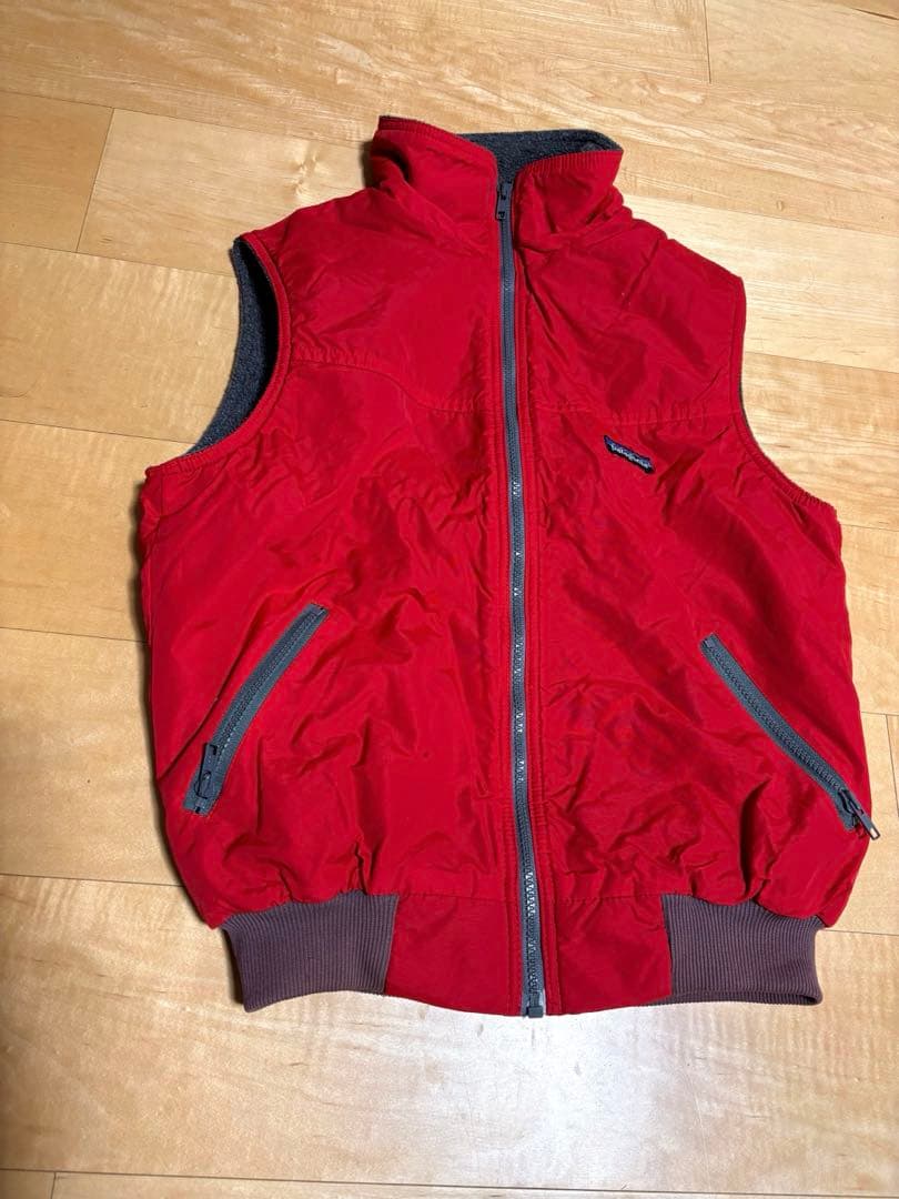 80s Patagonia シェルドシンチラベスト ヴィンテージ　古着　赤