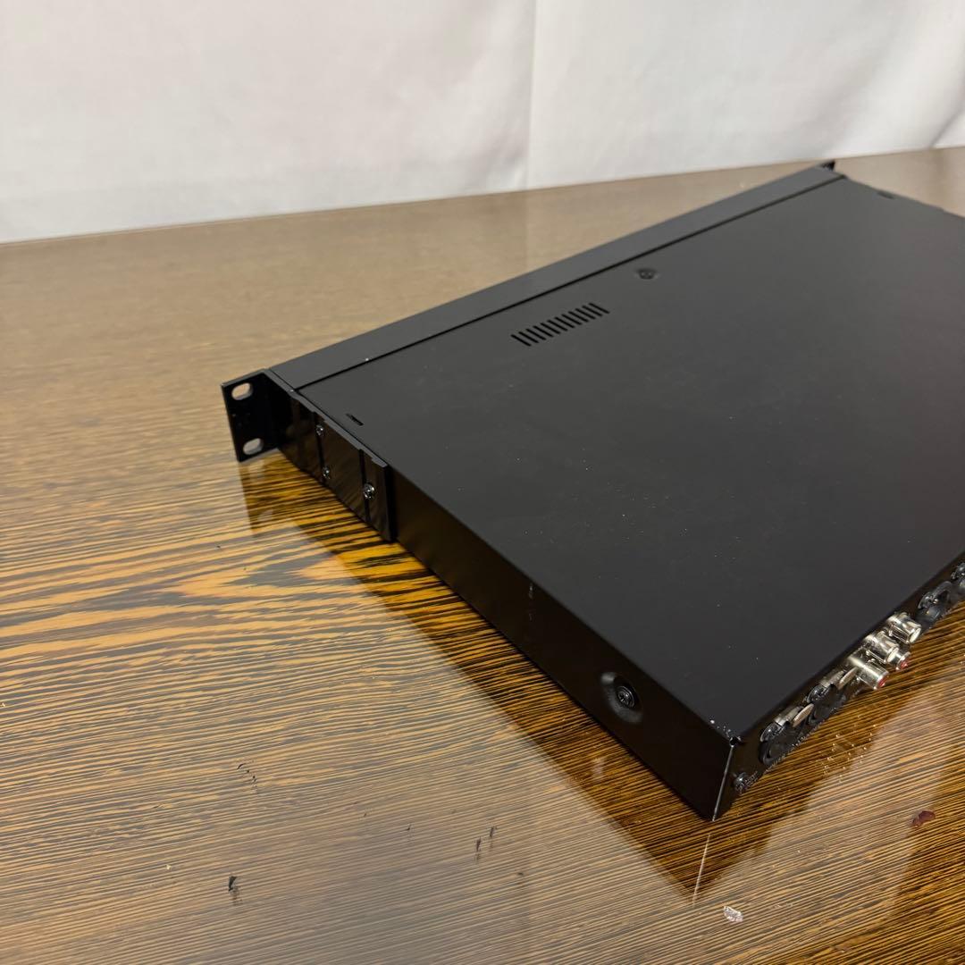 TASCAM ステレオオーディオレコーダー SS-R200 ②