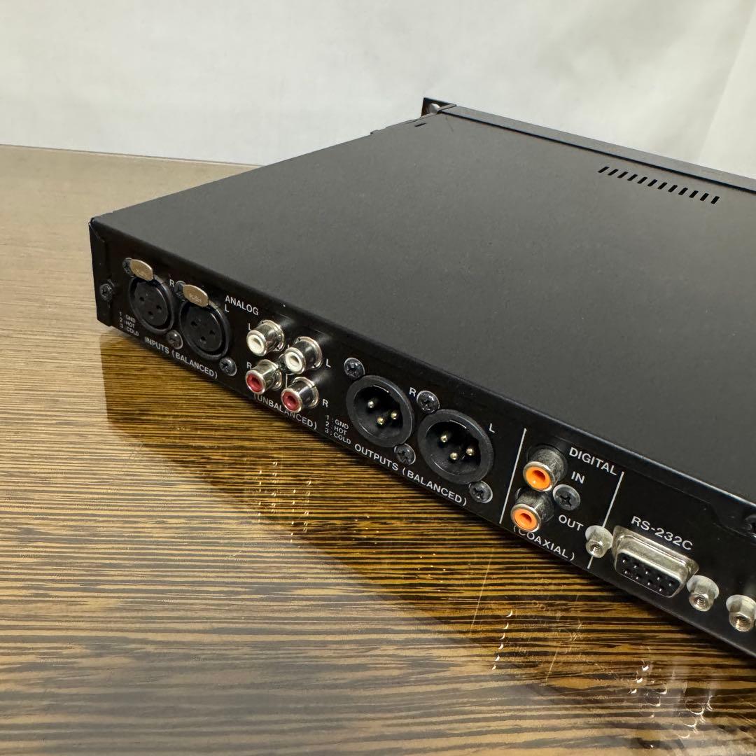 TASCAM ステレオオーディオレコーダー SS-R200 ②