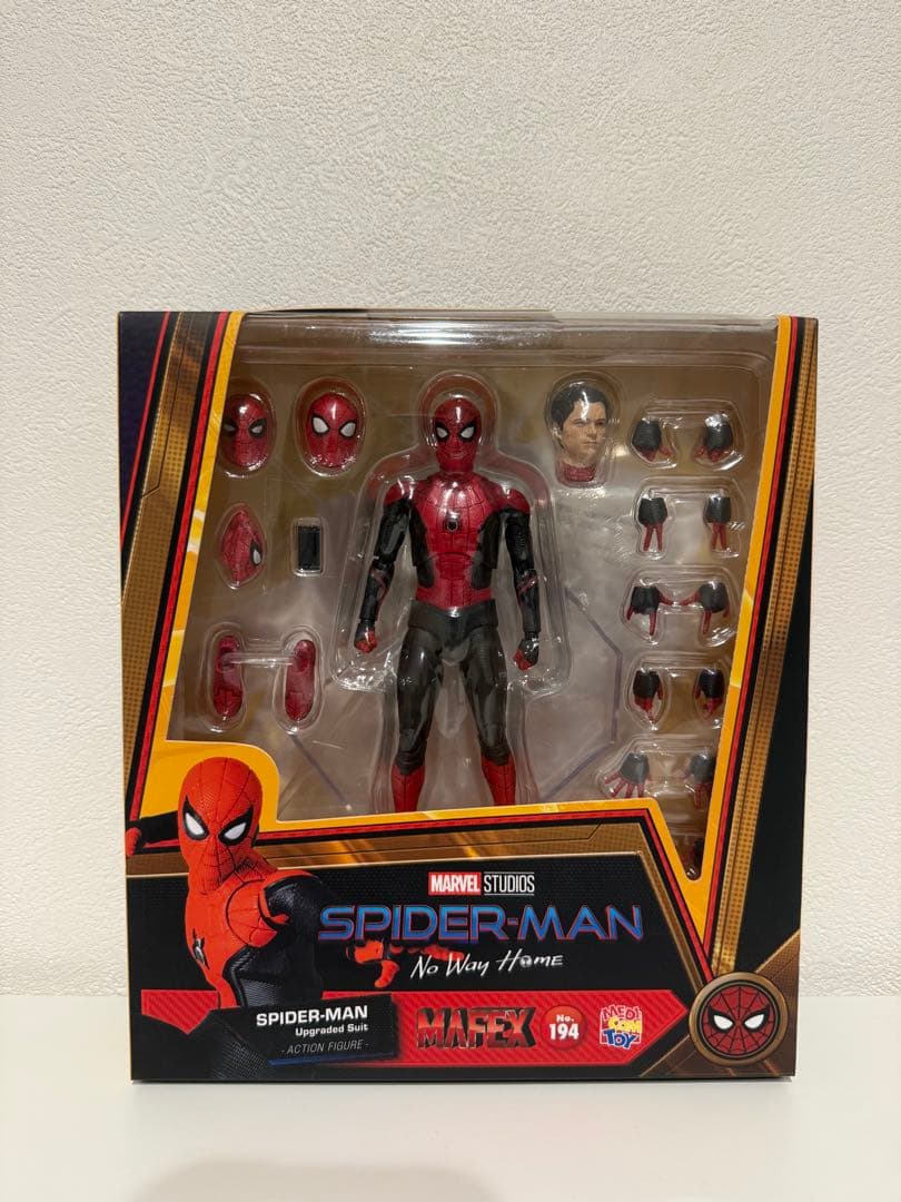 新品 MAFEX スパイダーマン アップグレード アベンジャーズ マフェックス