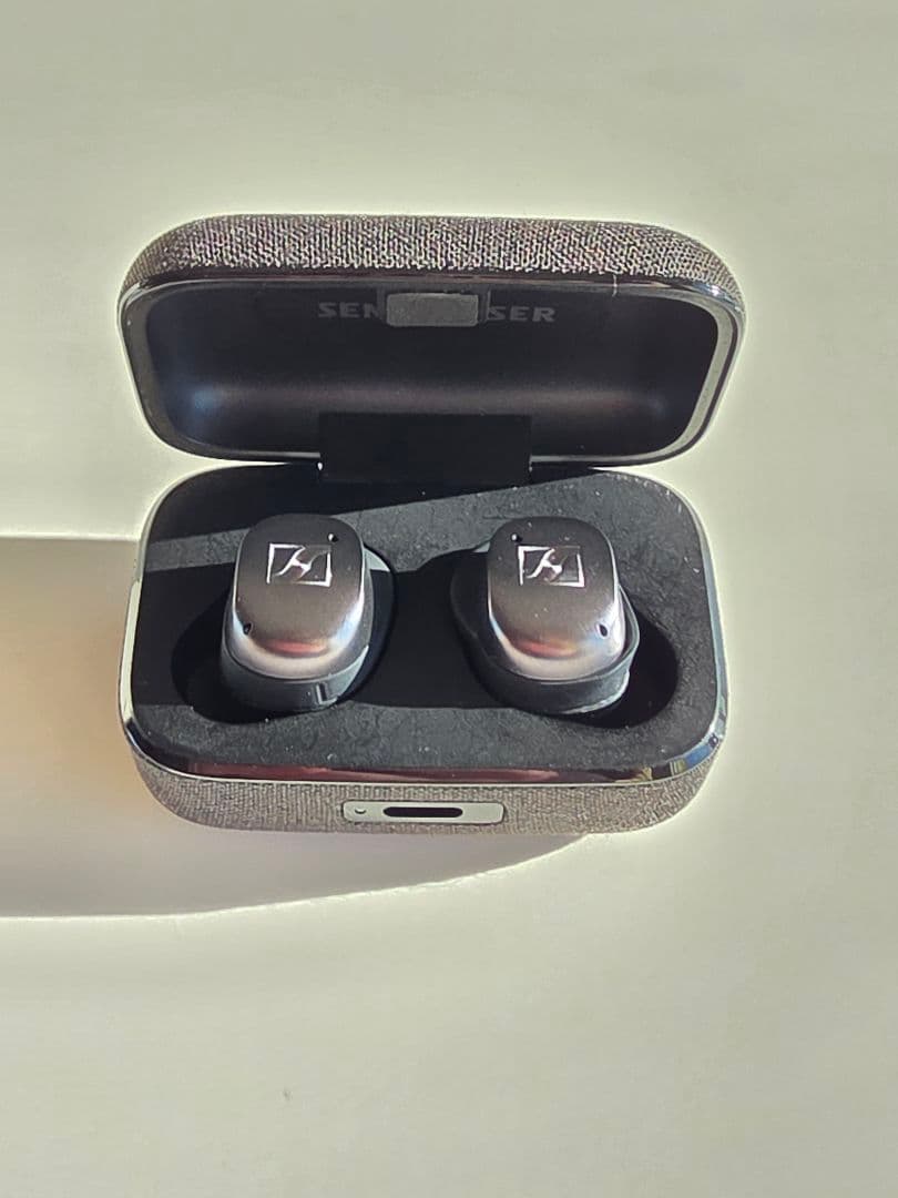 イヤホン Sennheiser Momentum True Wireless 4