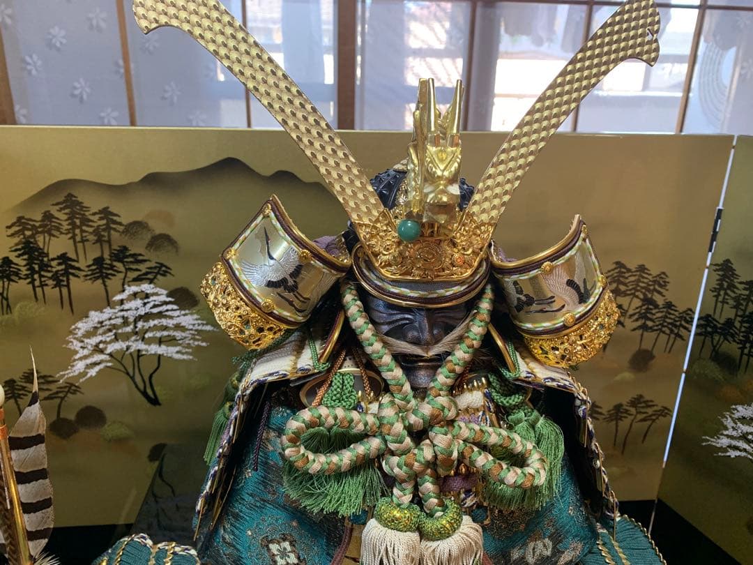 五月人形 武士の鎧 金箔仕上げ
