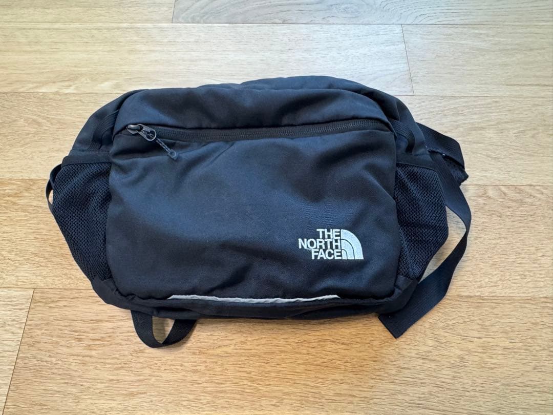 ザノースフェイス　抱っこ紐　ショルダーバッグ　ブラック