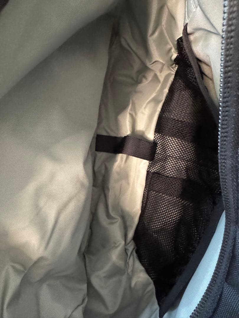 ザノースフェイス　抱っこ紐　ショルダーバッグ　ブラック