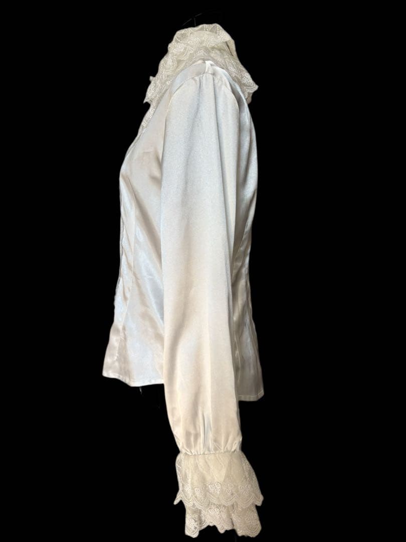 BABY, THE STARS SHINE BRIGHT キャロラインブラウス白