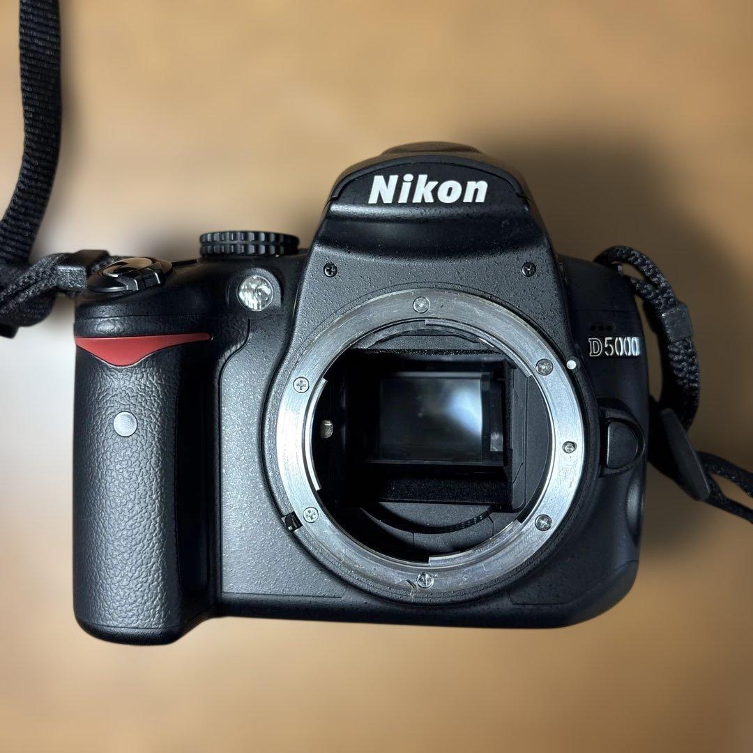 Nikon D5000 デジタル一眼レフカメラmi-na バッグストラップセット