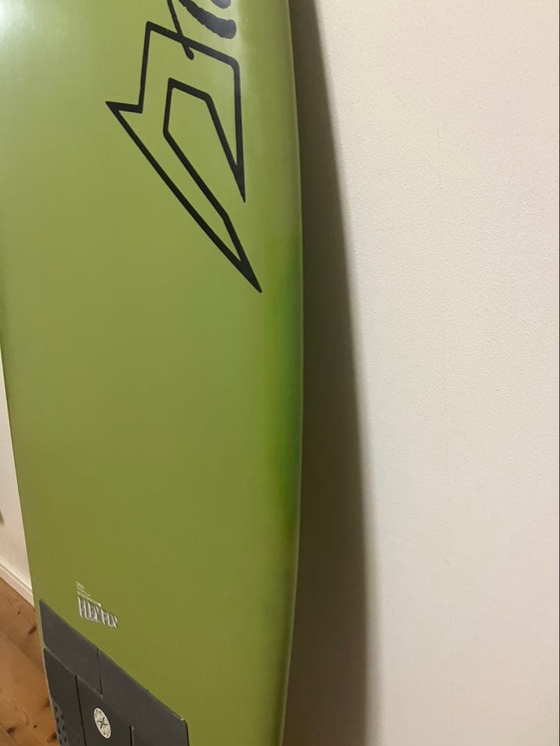 ジャスティスサーフボード　IN.STA 5'8\"