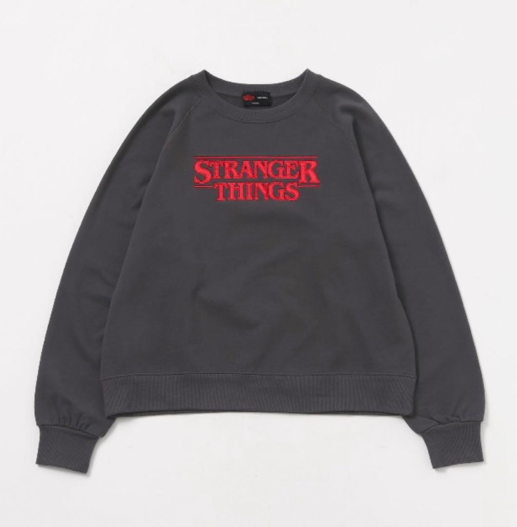 【STRANGER THINGS】コラボアソートスウェットプルオーバー　Lサイズ