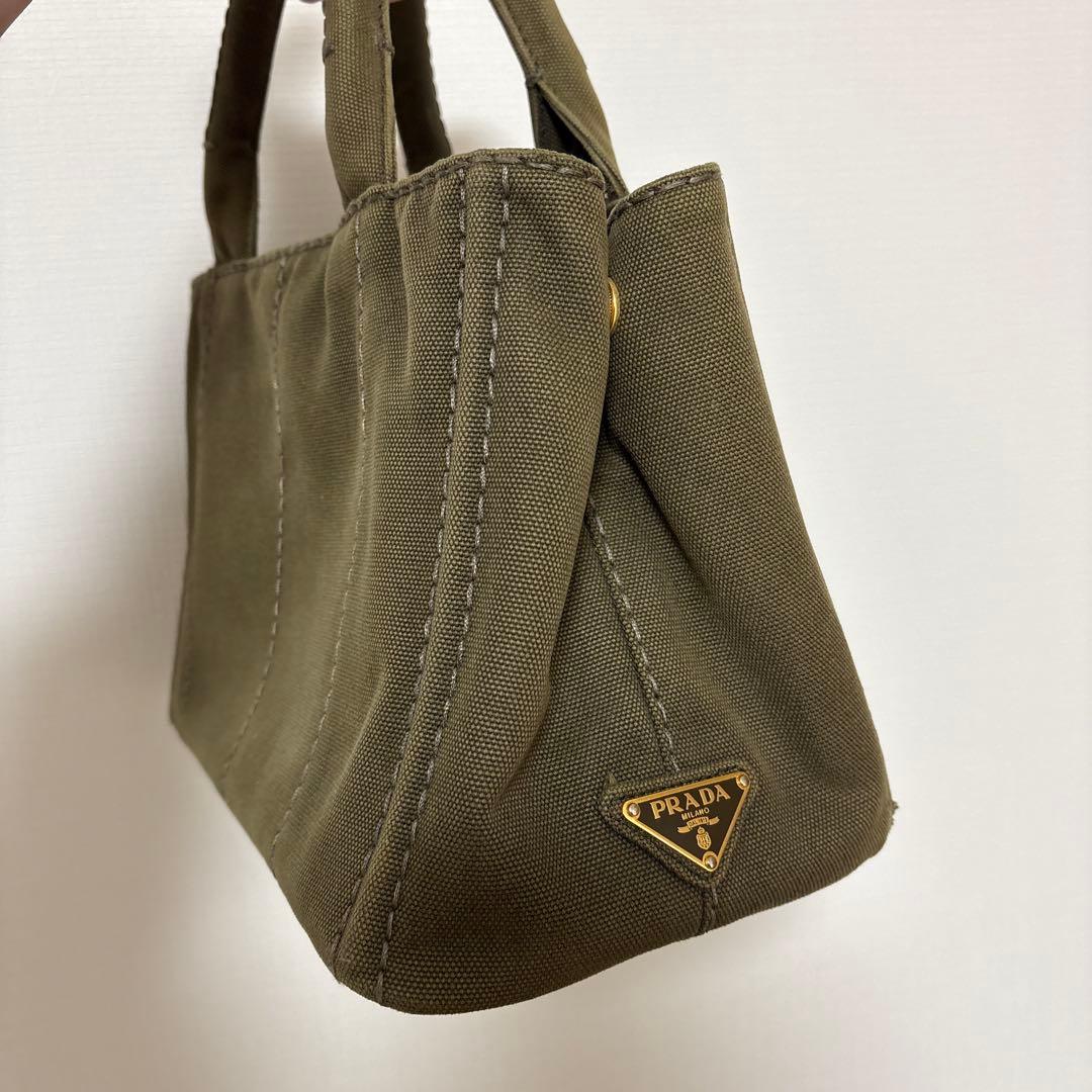 PRADA オリーブグリーン トートバッグ