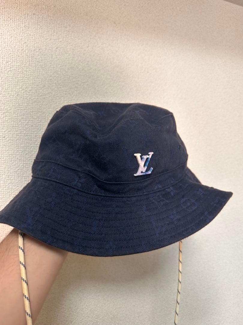 Louis Vuittonネイビー バケットハット