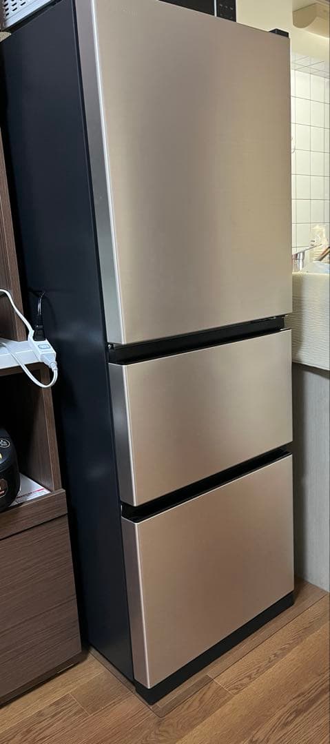 【❤︎…Τuyo...❤︎】【美品】日立R27TVN 265L 3ドア冷蔵庫