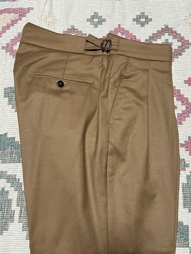 ベルウィッチ BERWICH ２プリーツ ブラウン サイドアジャスターパンツ48