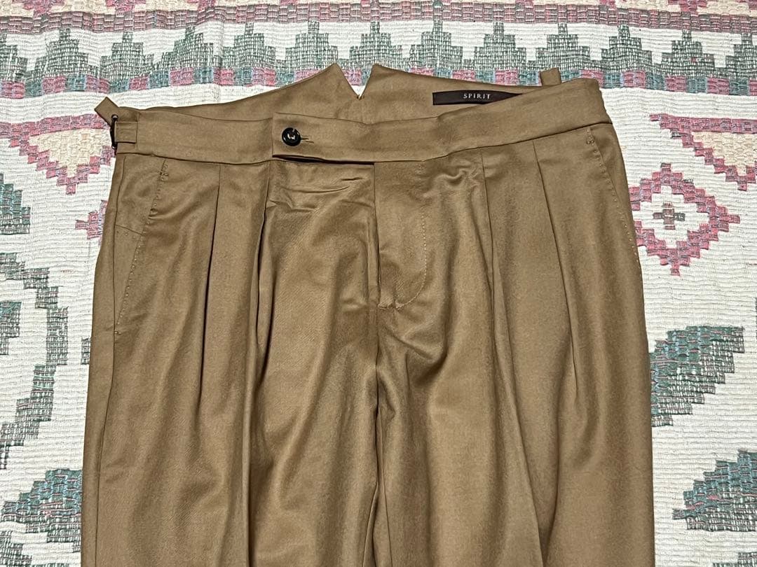 ベルウィッチ BERWICH ２プリーツ ブラウン サイドアジャスターパンツ48