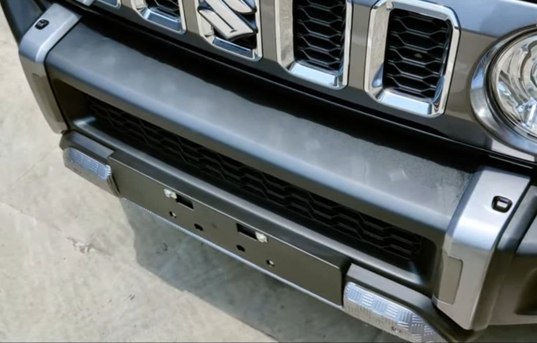 スズキ純正ジムニーシエラノマド JB74JC74 フロントバンパー ガーニッシュ