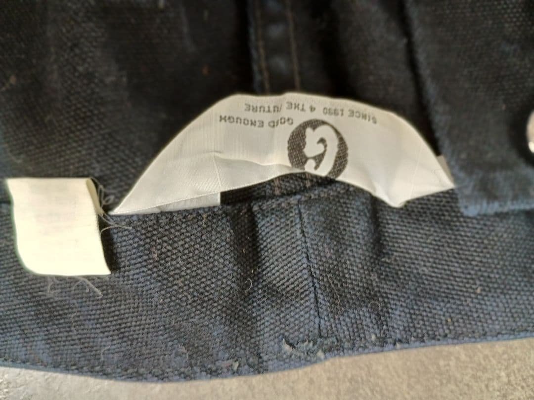 GOODENOUGH ブラックチノパン