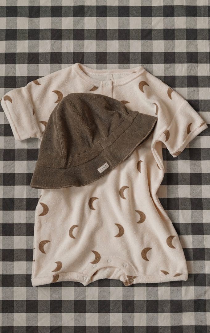 【たそ】organiczoo Beach Rompersとhat2点セット