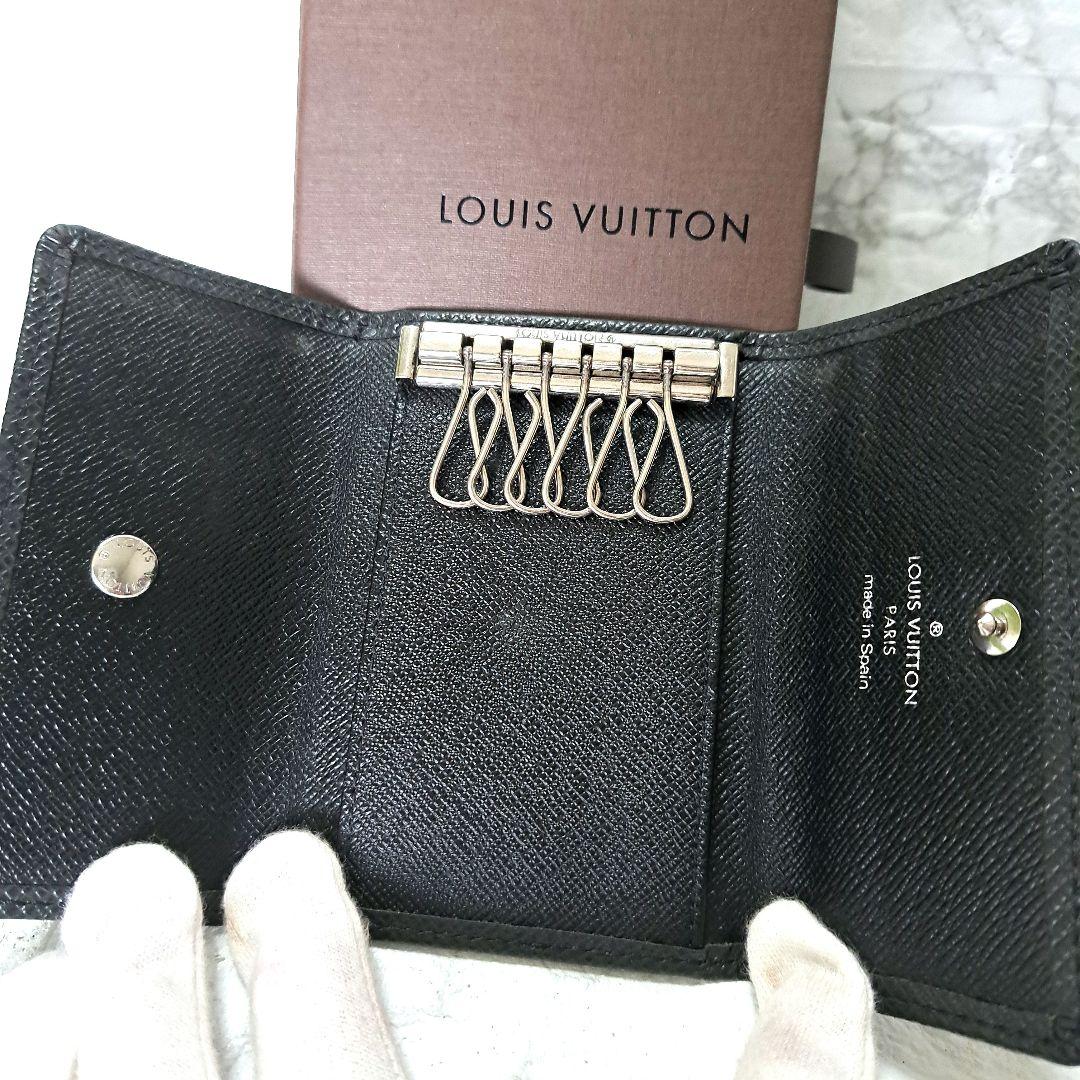 ✨️極美品✨️ルイヴィトン　エピ　6連キーケース　　黒　専用箱付き