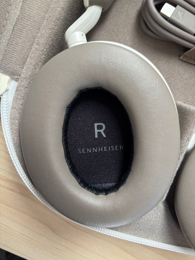 SENNHEISER MOMENTUM 4 Wireless プライド