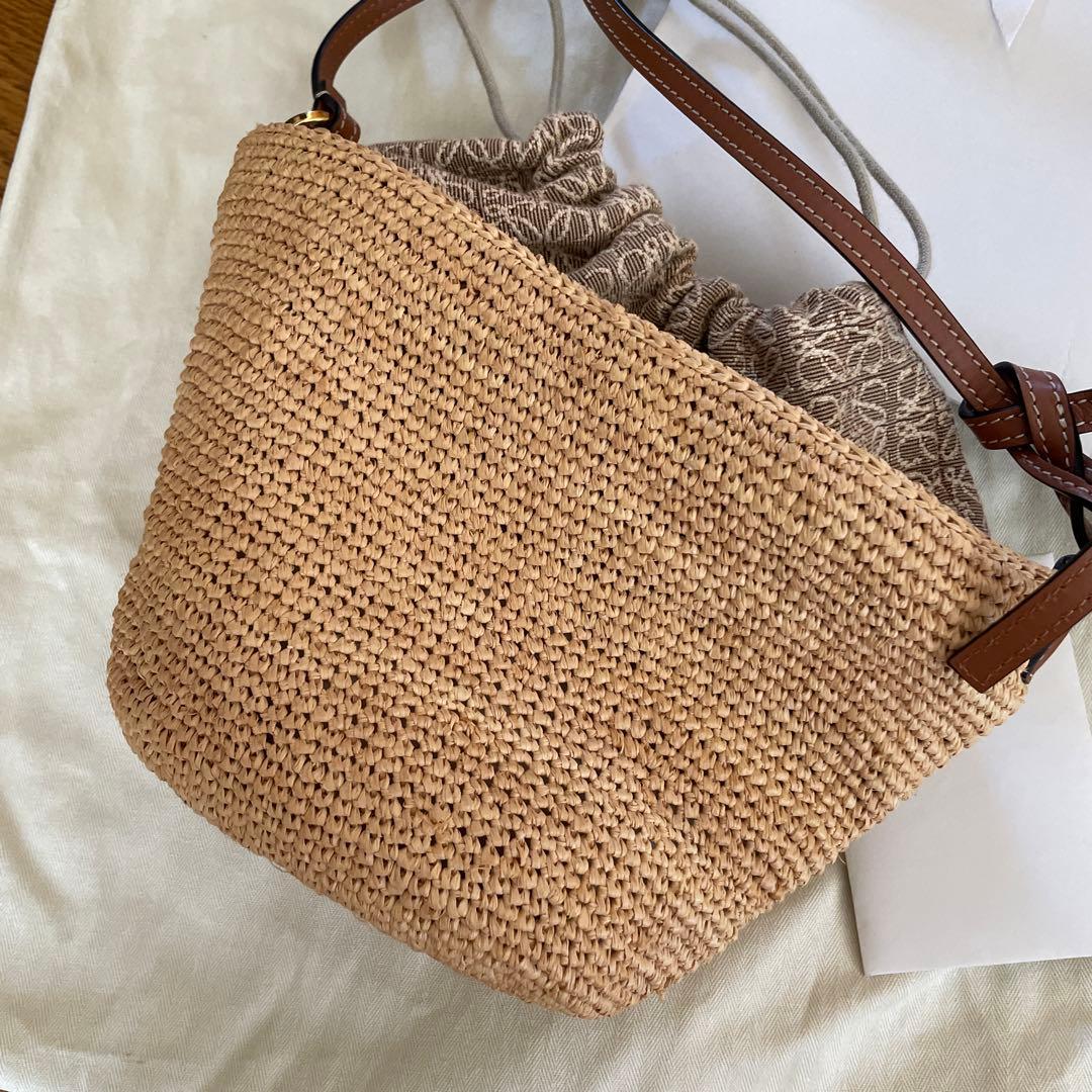 LOEWE ベージュ 巾着バッグ かごバッグ