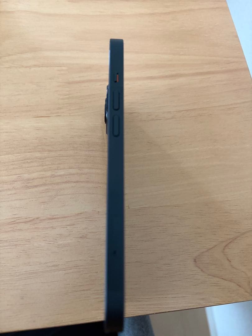 Apple iPhone 13 ブラック 本体　128GB