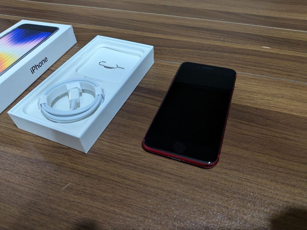 iPhone SE3 (第3世代) レッド 256GB SIMフリー 本体