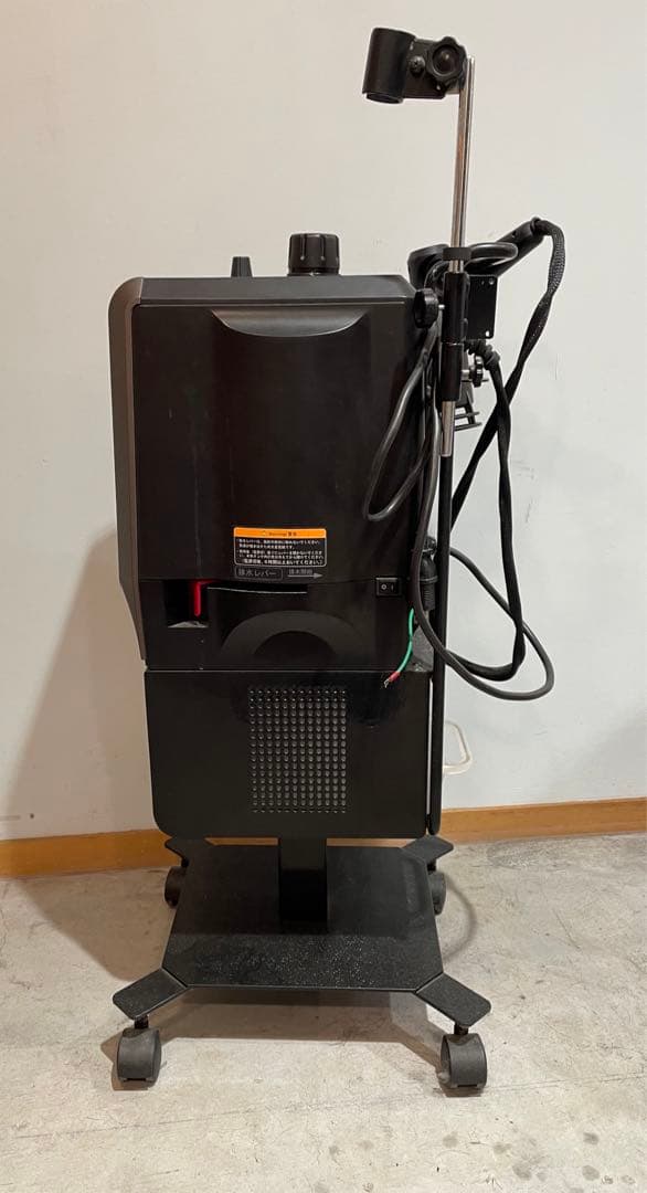 ナノプレッソEX スチーマー　タカラベルモント　［直接引き取りお値引き可能。］