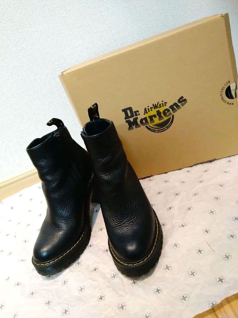 Dr.Martens ドクターマーチン サイドジップブーツ マグダレナ UK4