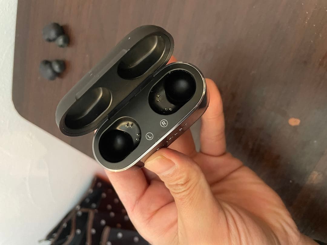 お値下げしました。 DEVIALET GEMINI2 ワイヤレスイヤホン箱付き